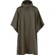 Fjällräven Poncho i mørk olivengrøn med fast hætte og snøre i halsen, liggende flad og set forfra